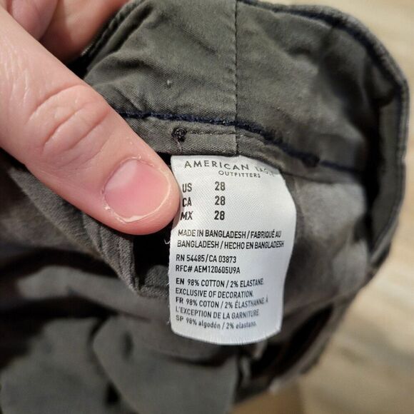 American Eagle Outfitters Classic Fit 7" Inseam Flat Front Shorts Men's Size 28 - Picture 3 of 7